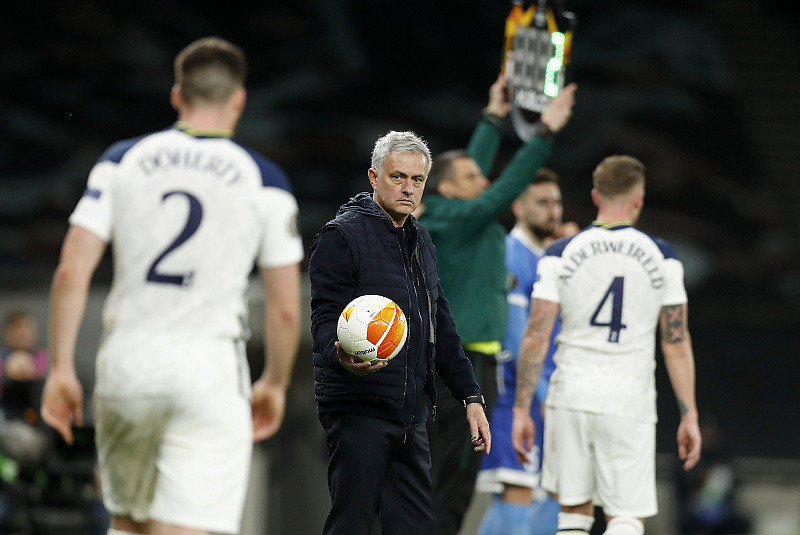 爱游戏体育客户端-刚刚！切尔西冲刺阶段遗憾出局今晨曼城遗憾出局——国王杯节点到来，赛前皇家社会调整名单以备德甲的简单介绍